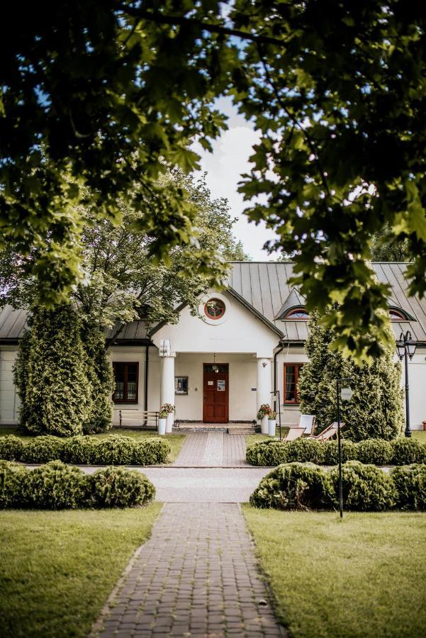 Hotel Dwor Moscibrody Siedlce Esterno foto